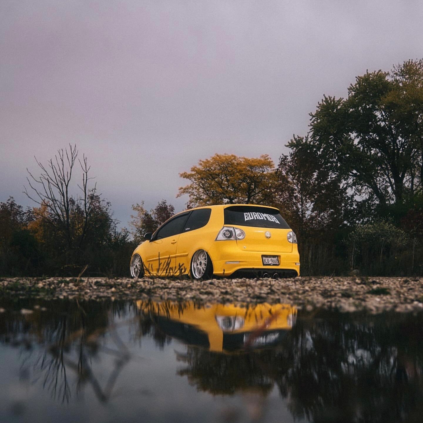 Colossal Rear Banner