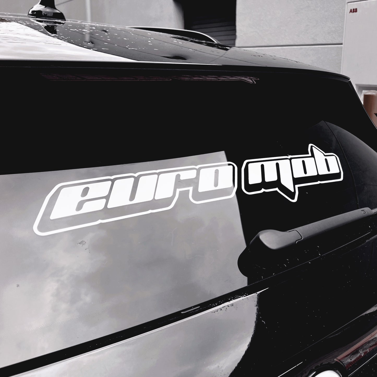 V2 Banner